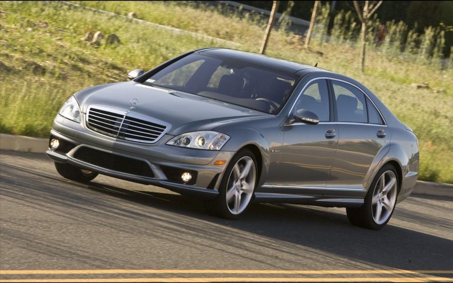 Mercedes-Benz S63 AMG 2009 года  (фото 20 из 42)